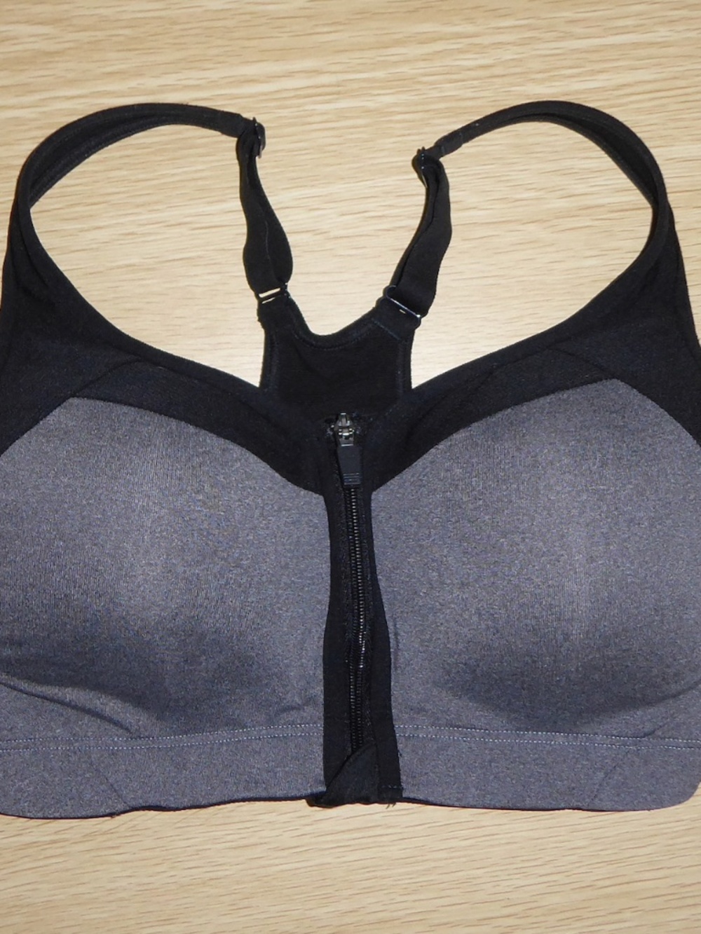 Sports Bra Champion Gray/Black Front Closure Molded Cup Racerback Adjustable 36C